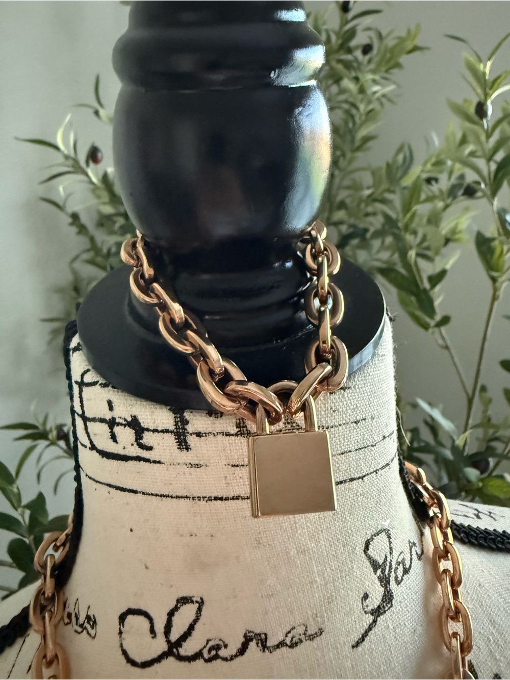 MICHAEL KORS Estate Padlock Chain Necklace & Bracelet Set - Rose Gold - Picture 5 of 6